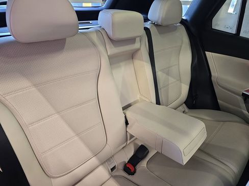 New 2026 Mercedes-Benz GLC 300 image 12