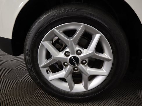 Used 2023 Kia Soul S image 33