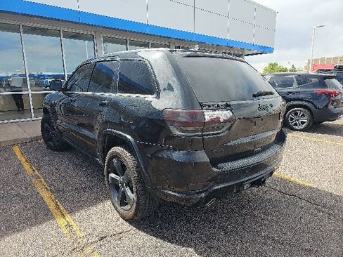 Used 2015 Jeep Grand Cherokee Altitude AWD/4WD image 5