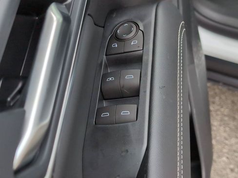 New 2026 GMC Terrain Elevation w/ Elevation Premium Package AWD/4WD image 16
