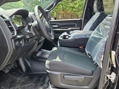 New 2025 RAM 3500 Big Horn image 3