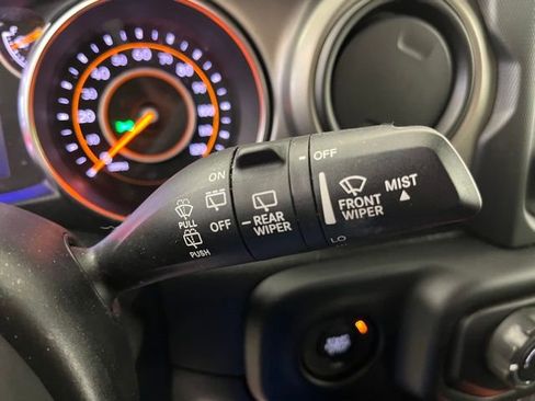 Used 2018 Jeep Wrangler Unlimited Sport S image 24