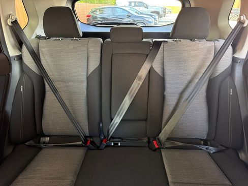 Used 2023 Nissan Rogue SV image 27