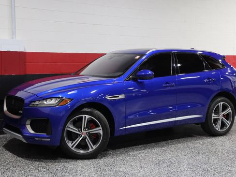 Used 2019 Jaguar F-PACE S image 18
