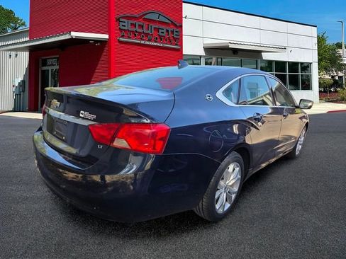 Used 2017 Chevrolet Impala LT w/ Convenience Package image 3