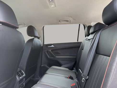 Used 2024 Volkswagen Tiguan Wolfsburg Edition FWD image 17