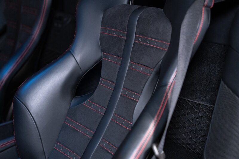 Used 2021 Ferrari F8 Tributo RWD image 15