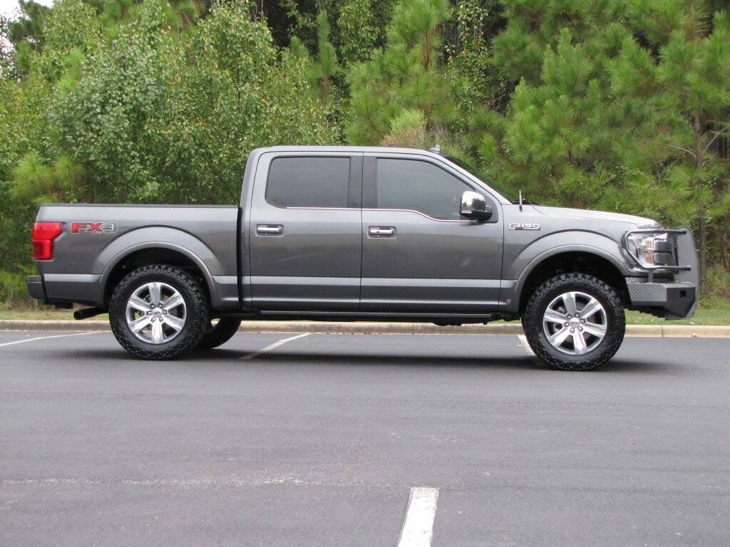 Used 2018 Ford F150 Platinum w/ Equipment Group 701A Luxury AWD/4WD image 4