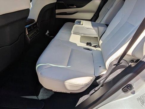 Certified 2024 Lexus LX 600 4WD w/ Luxury Package image 16