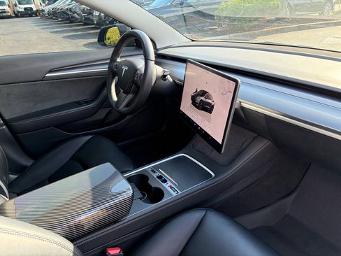 Used 2023 Tesla Model 3 Standard Range image 37