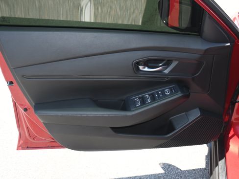 Used 2025 Honda Accord Sport image 10