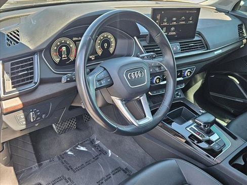 Used 2023 Audi Q5 2.0T Premium Plus w/ Premium Plus Package AWD/4WD image 10