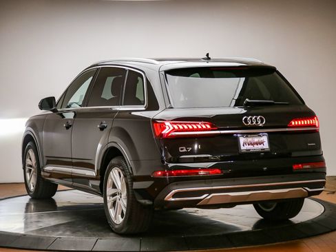 Used 2022 Audi Q7 3.0T Premium Plus AWD/4WD image 2