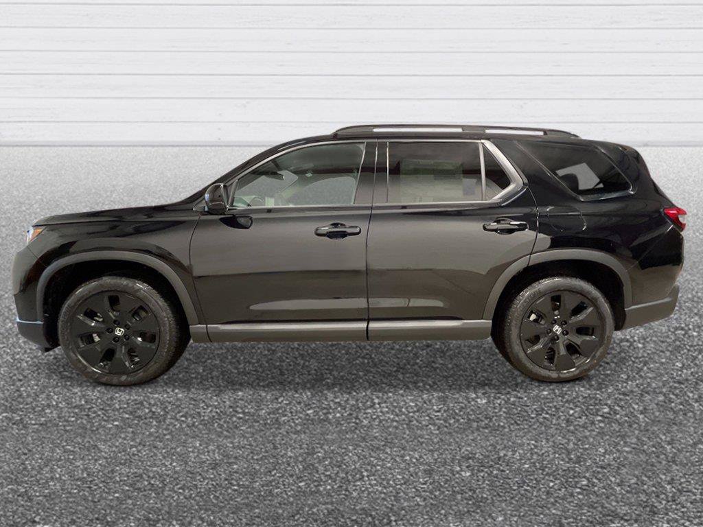 New 2026 Honda Pilot Black Edition image 2