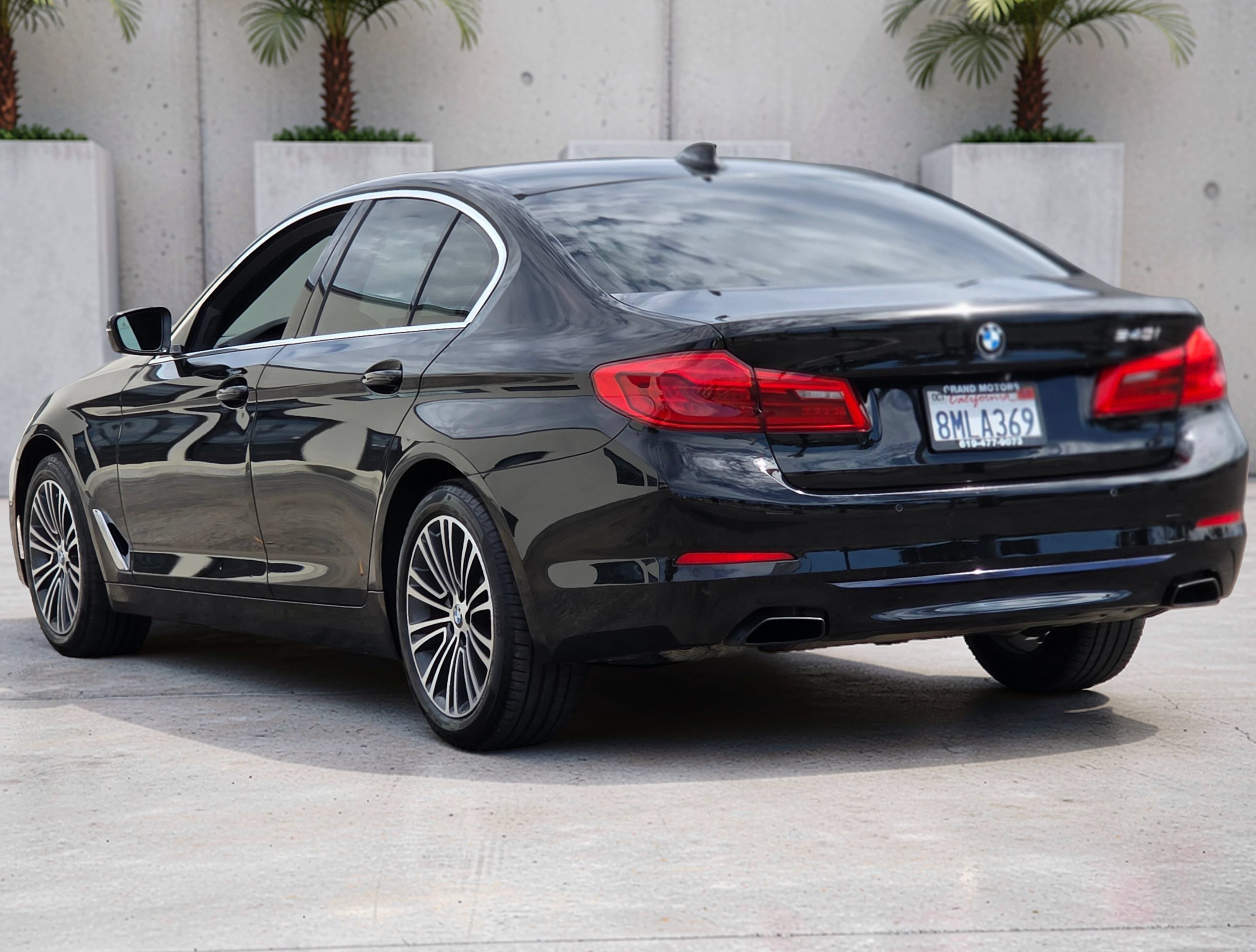 Used 2019 BMW 540i w/ Convenience Package RWD image 6