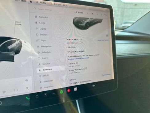 Used 2018 Tesla Model 3 Performance image 13