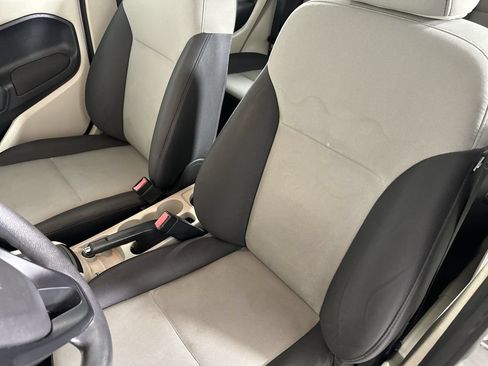 Used 2012 Ford Fiesta S FWD image 16