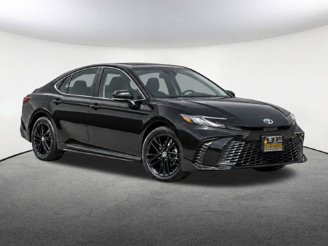Certified 2025 Toyota Camry SE w/ Convenience Package AWD/4WD image 2