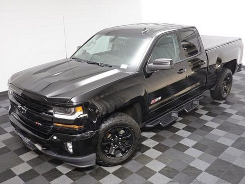 Used 2016 Chevrolet Silverado 1500 LT w/ Midnight Edition image 2
