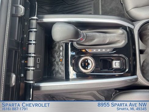 Used 2023 Chevrolet Colorado LT w/ LT Convenience Package III AWD/4WD image 24
