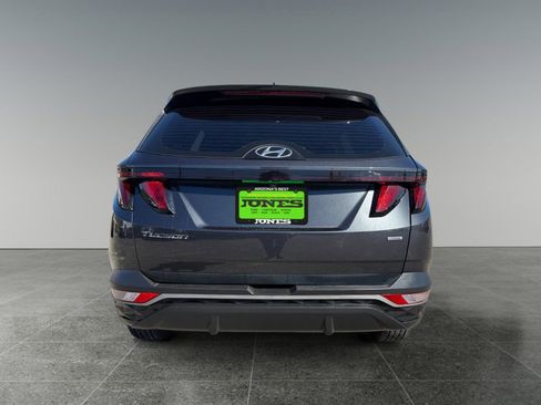 Used 2022 Hyundai Tucson SE image 5