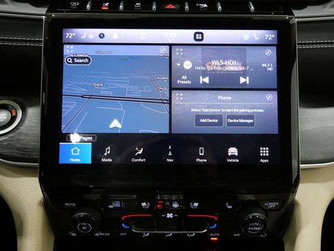 Used 2021 Jeep Grand Cherokee L Limited w/ Luxury Tech Group II image 21