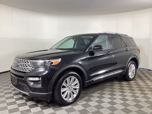 Used 2020 Ford Explorer Limited w/ Equipment Group 310A image 5
