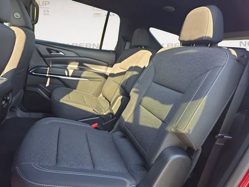 New 2025 Chevrolet Traverse LT w/ Driver Confidence Package image 13