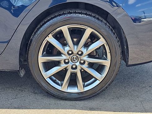Used 2018 MAZDA MAZDA3 Touring FWD image 35