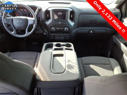 Used 2025 Chevrolet Silverado 1500 Custom Trail Boss w/ LPO, Dark Essentials Package image 17