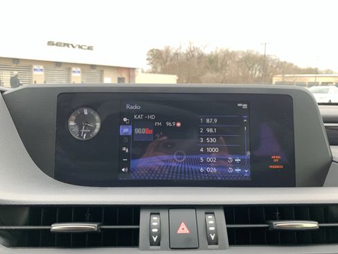 Used 2021 Lexus ES 250 w/ Premium Package image 23