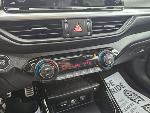 Used 2023 Kia Forte GT-Line w/ GT-Line Premium Package image 26