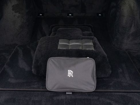 Certified 2025 Rolls-Royce Cullinan AWD/4WD image 53