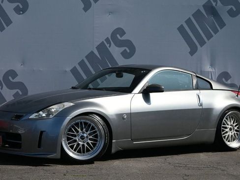 Used 2006 Nissan 350Z Enthusiast w/ (N93) Cargo Convenience Pkg RWD image 1