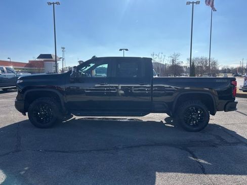 New 2026 Chevrolet Silverado 2500 LT w/ Trail Boss Package AWD/4WD image 7