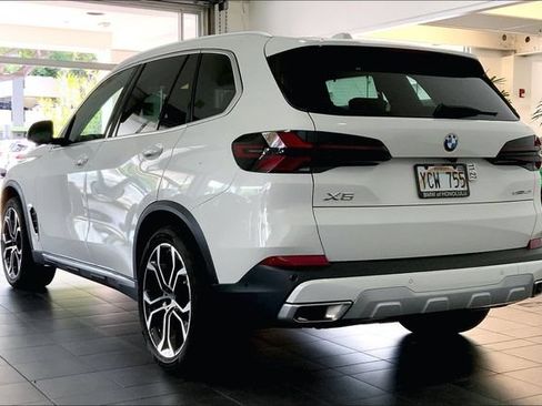 Used 2026 BMW X5 sDrive40i w/ Premium Package RWD image 5