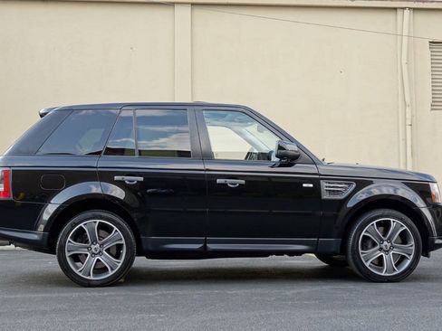 Used 2011 Land Rover Range Rover Sport Supercharged AWD/4WD image 18