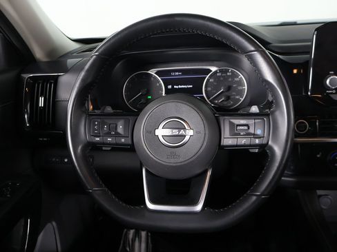 Used 2023 Nissan Pathfinder SV image 36