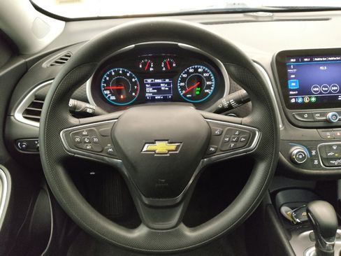 Used 2024 Chevrolet Malibu LS FWD image 22