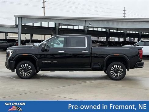 Certified 2024 GMC Sierra 2500 Denali Ultimate w/ Max Trailering Package AWD/4WD image 9