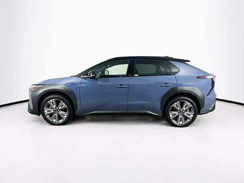 Used 2023 Subaru Solterra AWD image 4