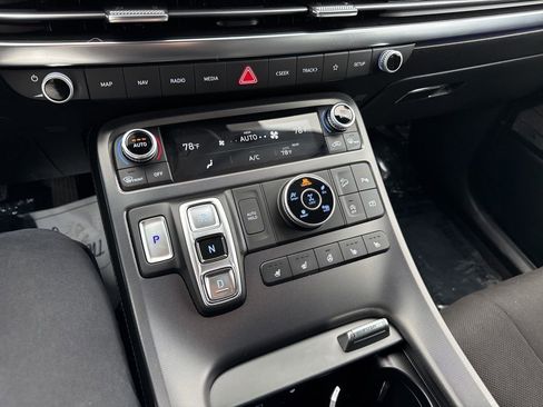 Used 2025 Hyundai Palisade Calligraphy image 34