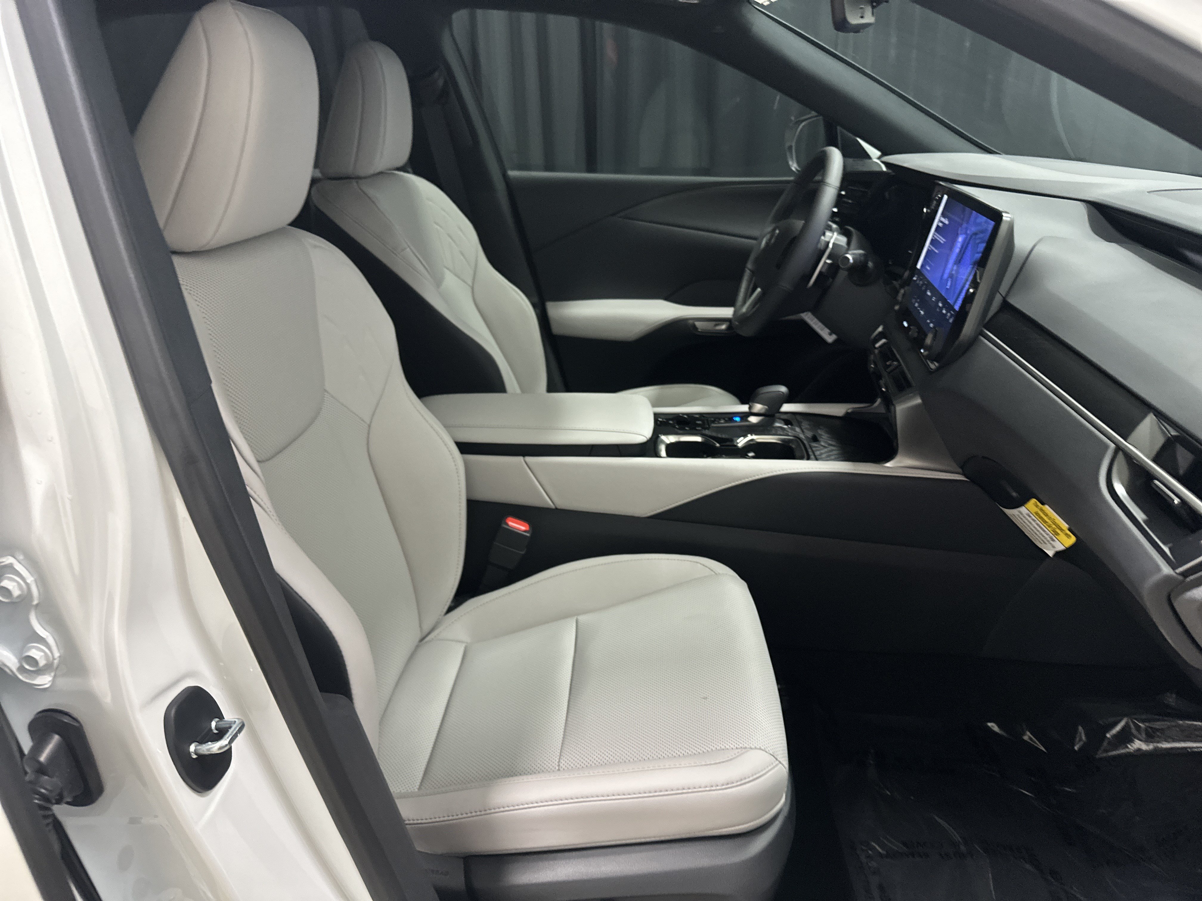 New 2026 Lexus RX 350 AWD image 21