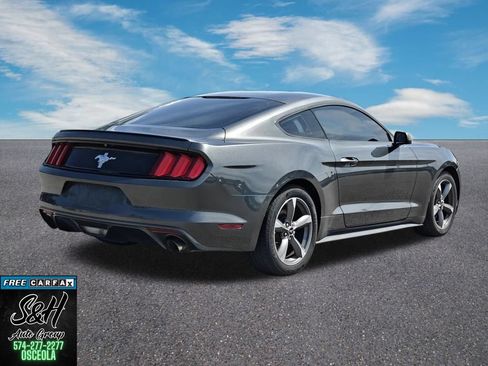 Used 2017 Ford Mustang Coupe w/ Equipment Group 051A RWD image 16