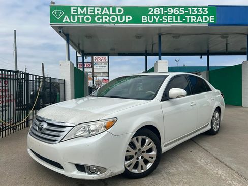 Used 2011 Toyota Avalon image 1