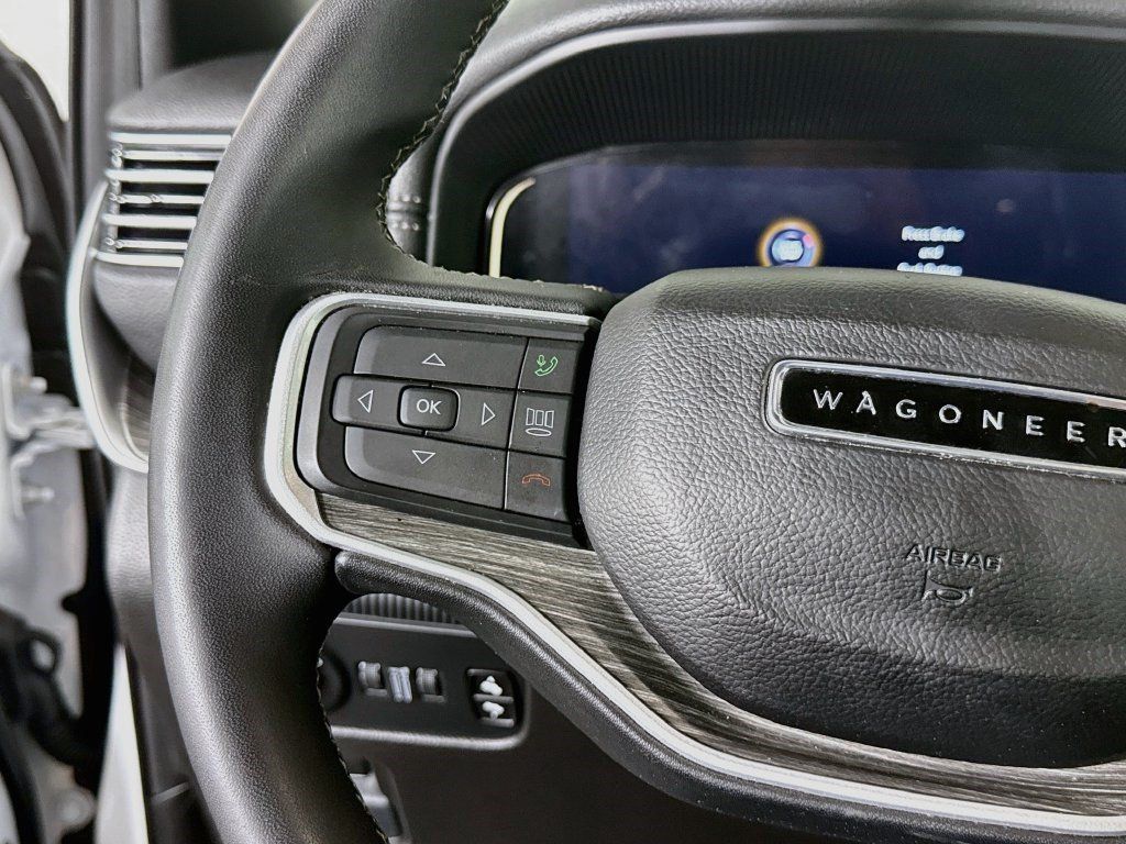 Used 2024 Jeep Wagoneer Series II w/ Flexible Seating Group RWD image 13