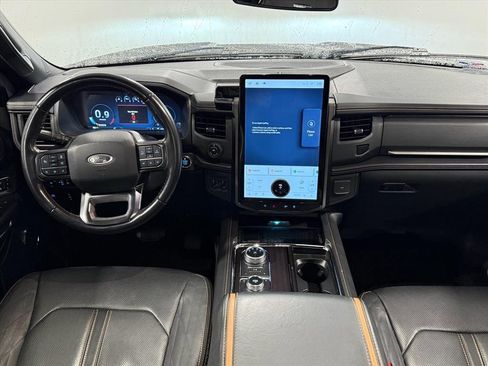 Certified 2022 Ford Expedition Platinum image 13