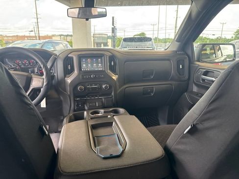 Used 2021 Chevrolet Silverado 1500 Custom Trail Boss AWD/4WD image 14