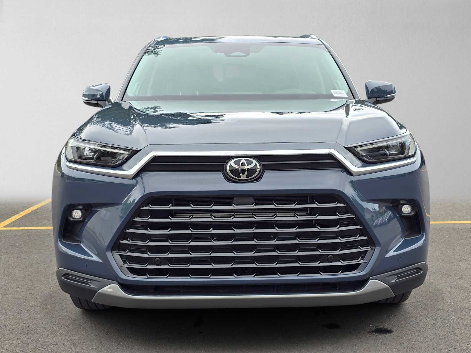 Used 2024 Toyota Grand Highlander AWD Hybrid image 8