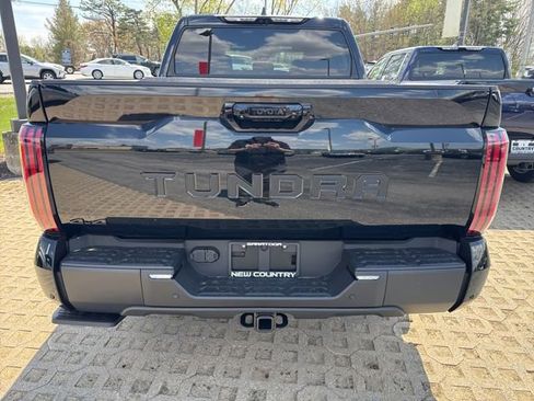 New 2026 Toyota Tundra Limited AWD/4WD image 8